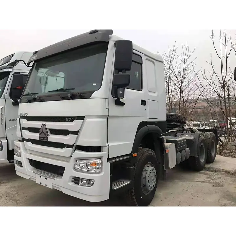 Traktor Sinatruk